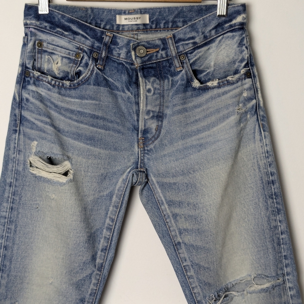 Moussy • Howa Distressed Buttonfly Jeans - Picture 2 of 10
